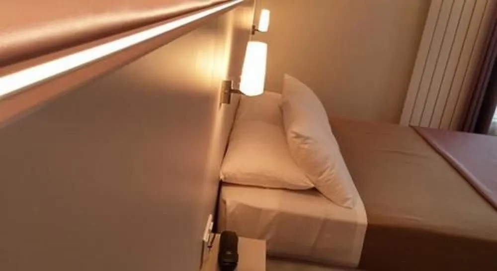 Modern Hotel Париж